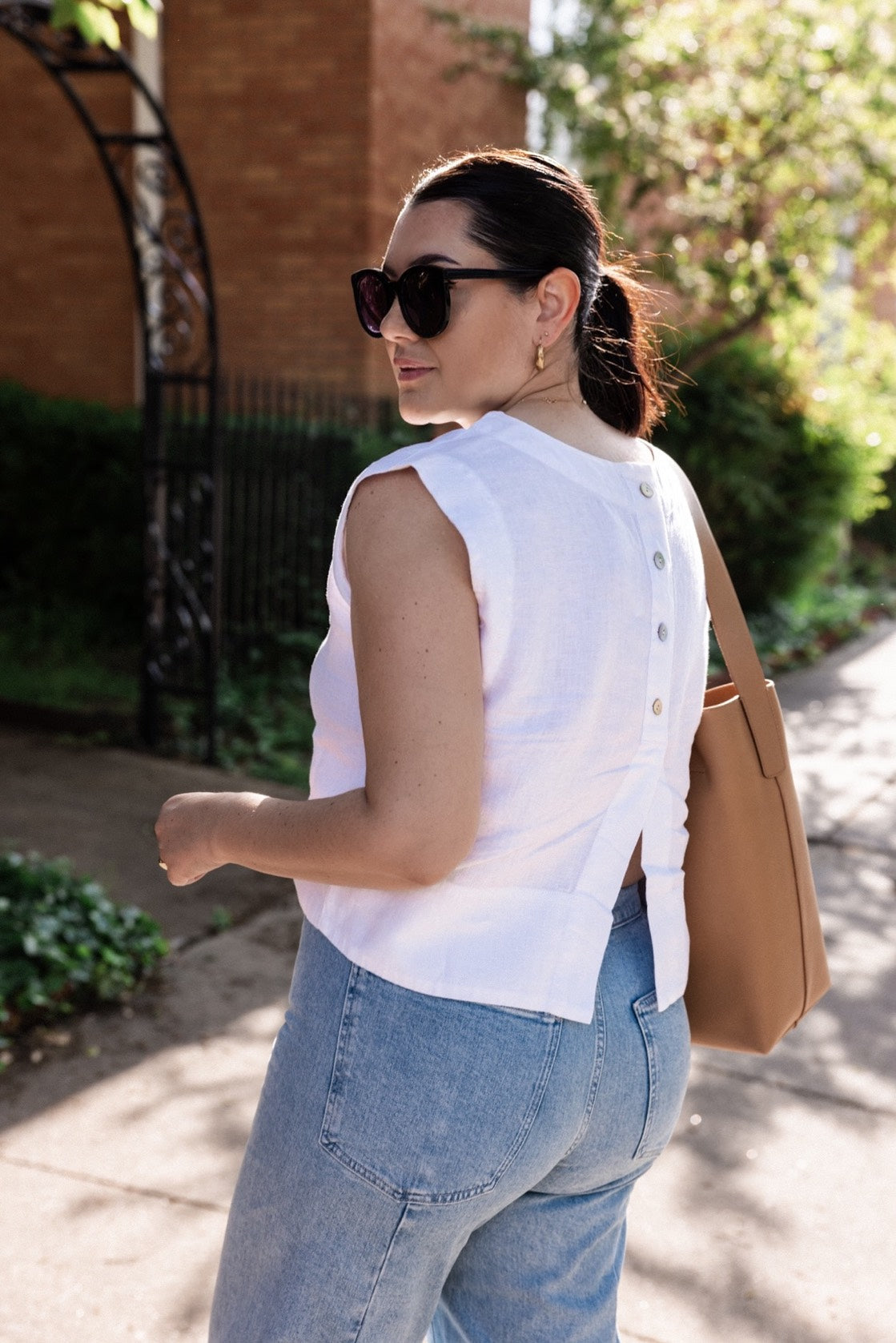 Bateau-Neck Tank in 100% Linen
