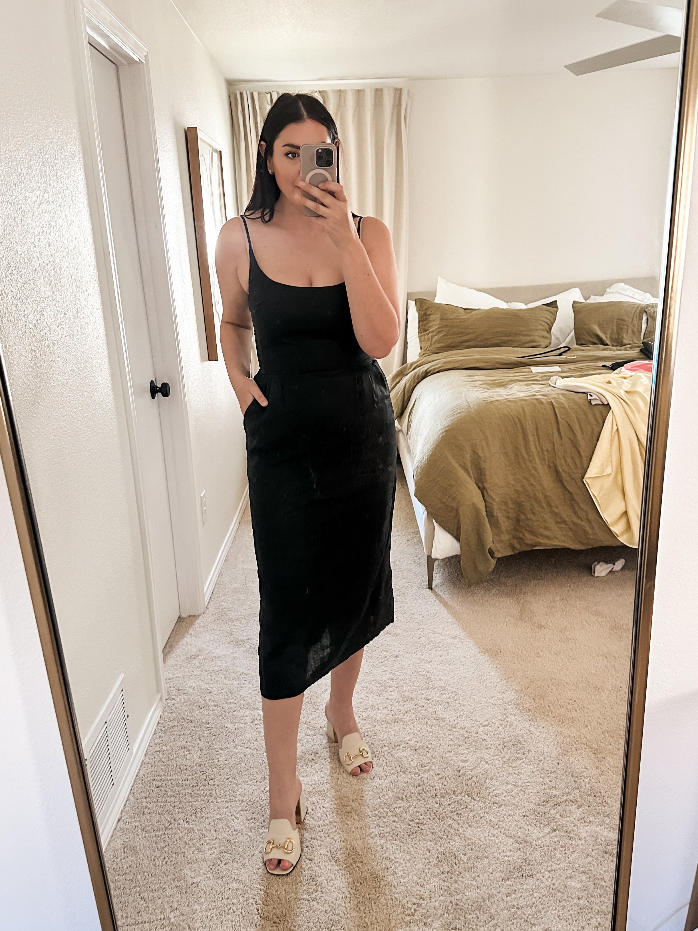 100% European Linen Scoop Neck Midi Dress