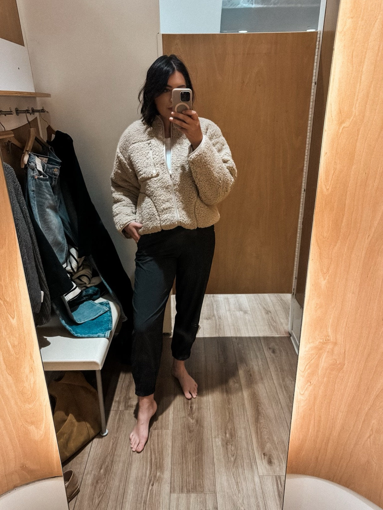 GapFit Tech High Rise Zip-Hem Joggers