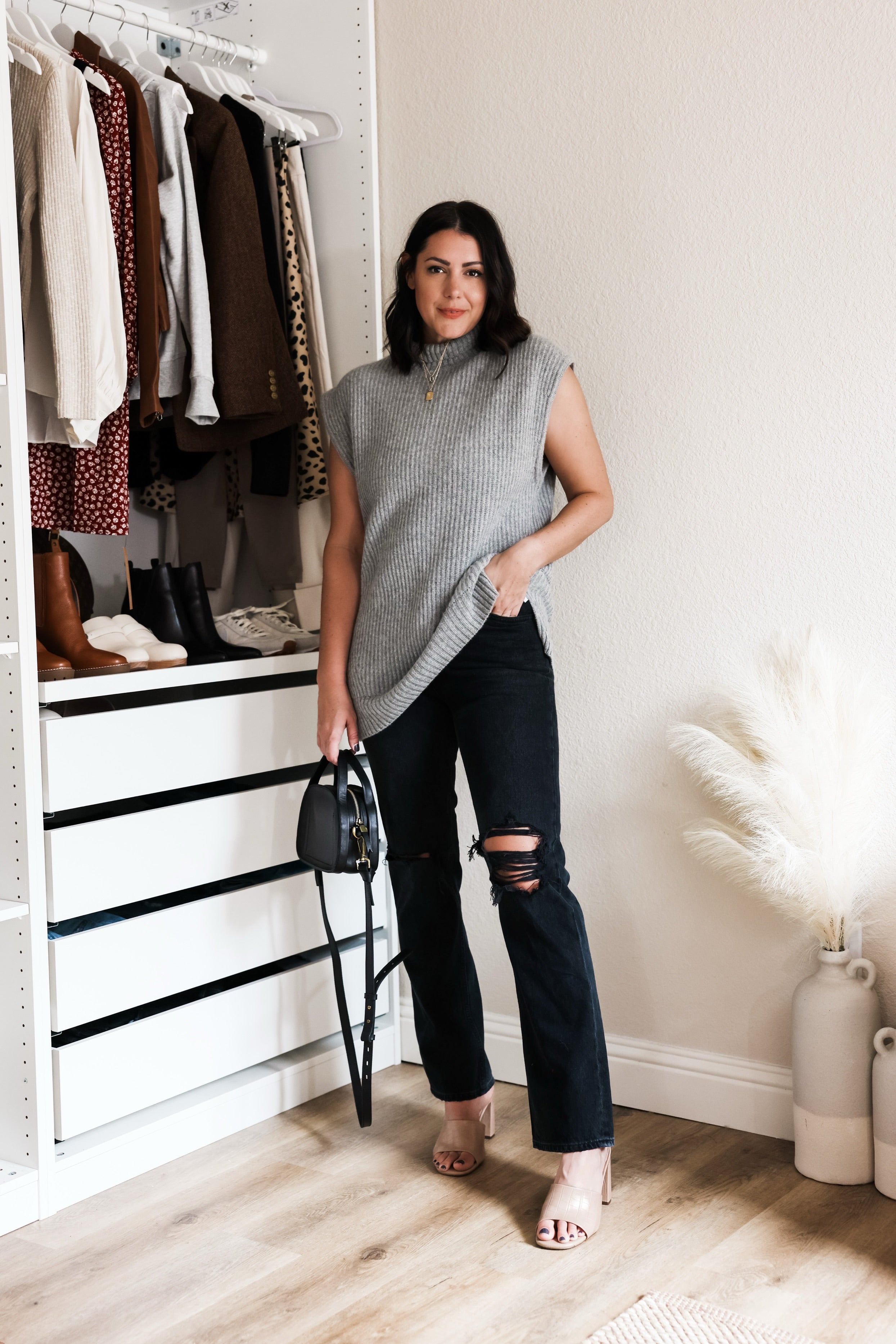 Cashmere sleeveless turtleneck tunic