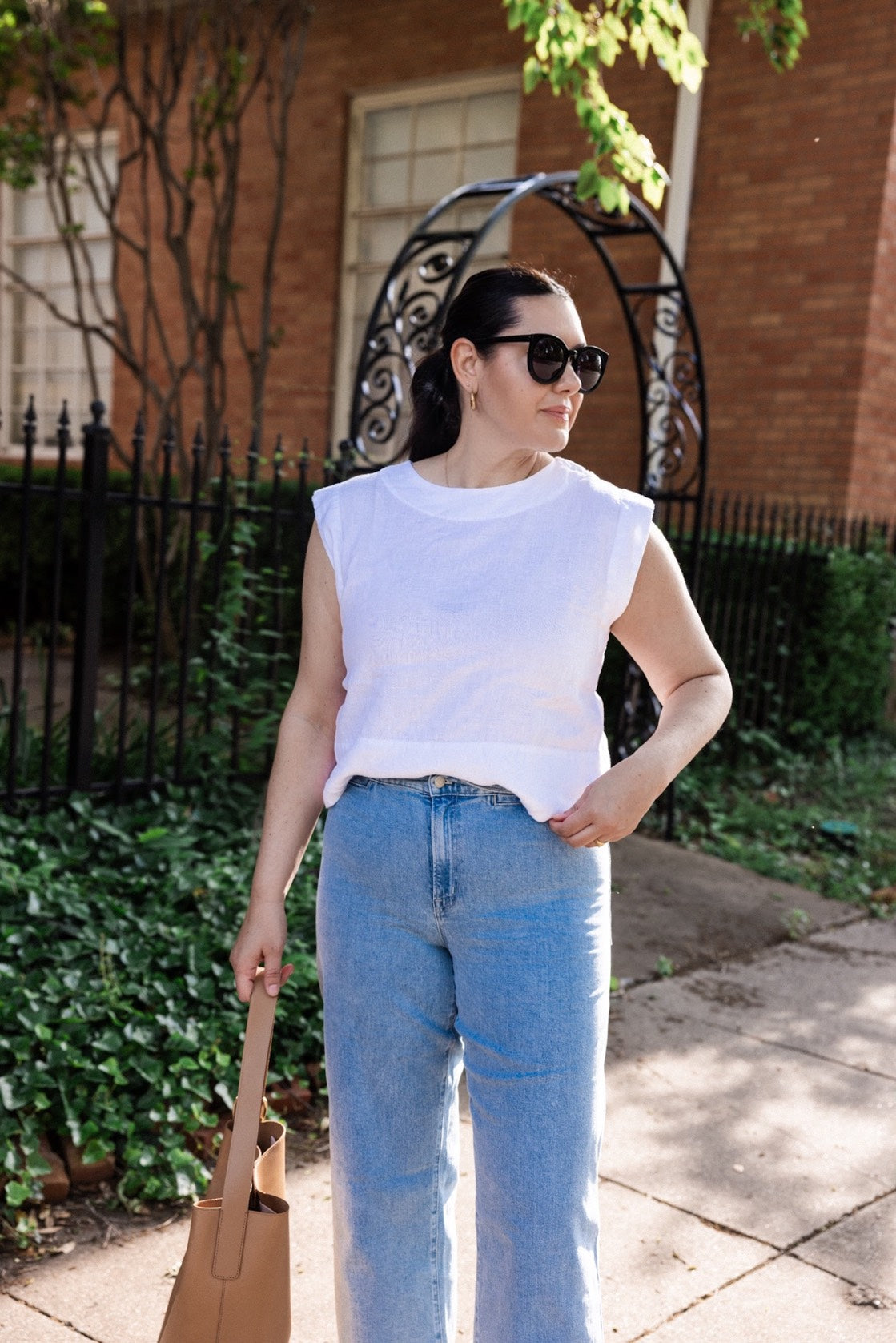 Bateau-Neck Tank in 100% Linen